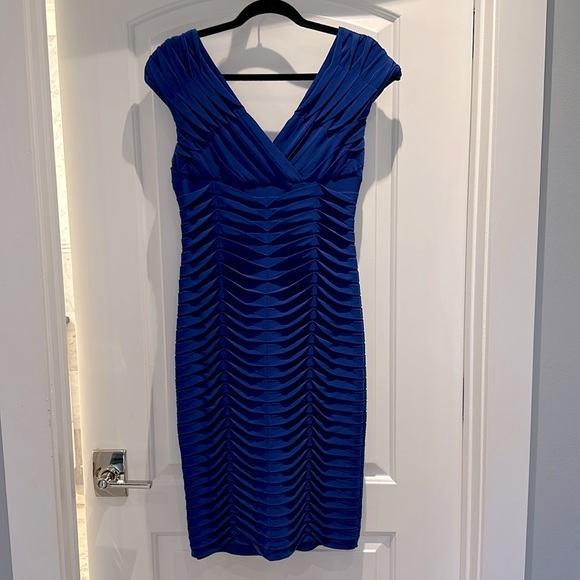 Adrianna Papell Women's Pearl Trim Cocktail Dress Blue Size 2